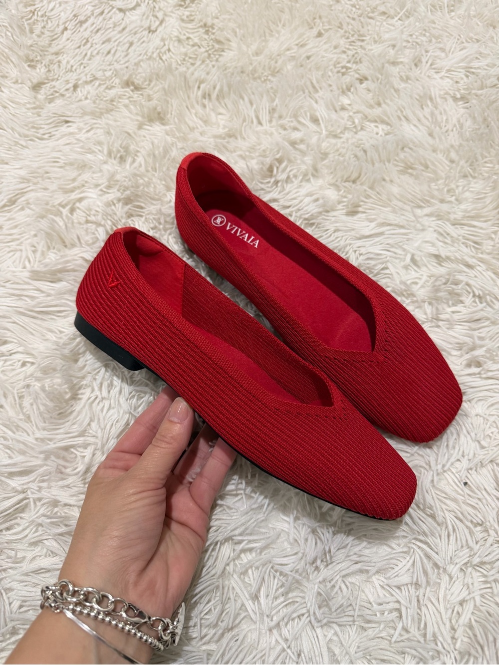 Vivaia Margot Square-Toe V-Cut Slip on Ballet Flats - Size 37.5 US 7 - ruby red